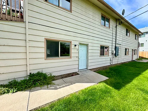 2340 Fairview Ave Photo 1