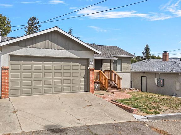 3rd image of 2976 Sydney Way