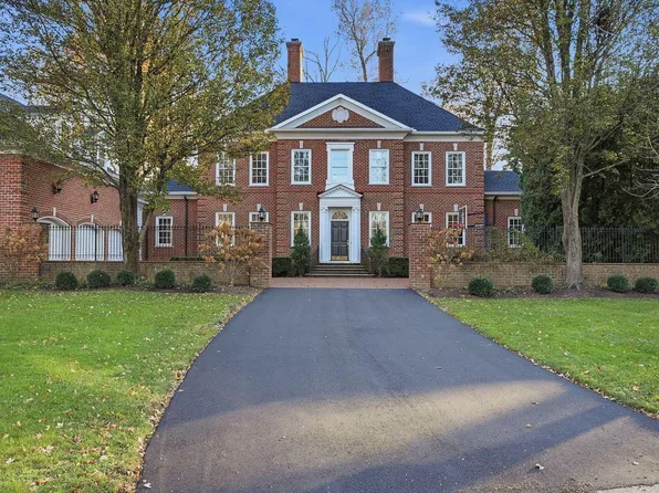 16 Wiveliscombe, New Albany, OH 43054