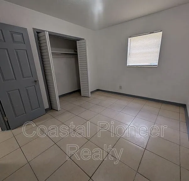 3721 N Whittier St — Photo 33