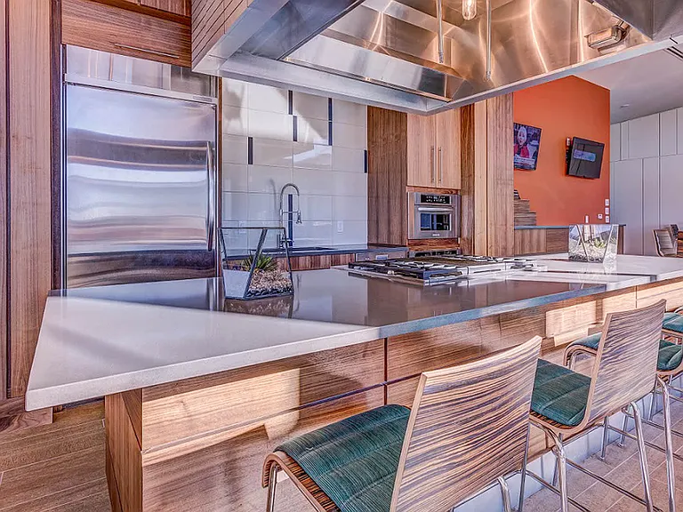 Resident Lounge Demo Kitchen