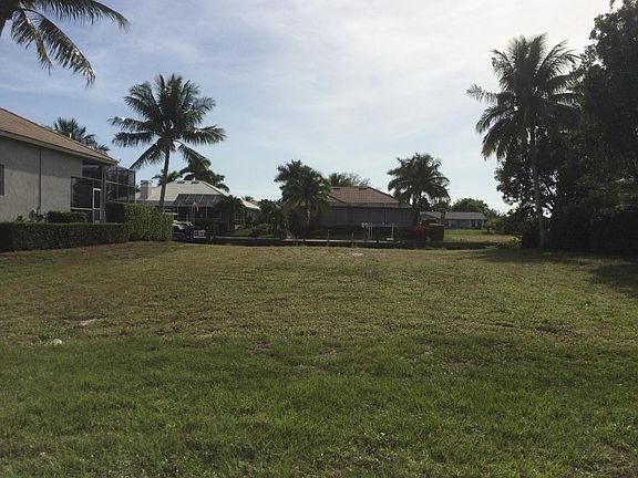 4th image of 977 Hunt Ct