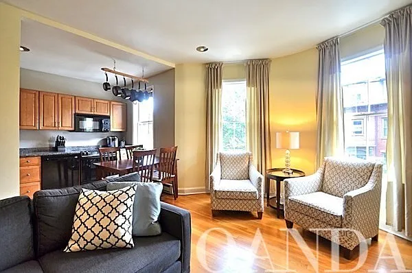 103 E Brookline St #4 — Photo 1