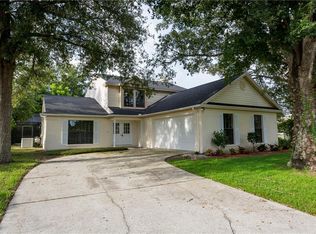 2601 Goldcrest Pl, Valrico, FL 33596