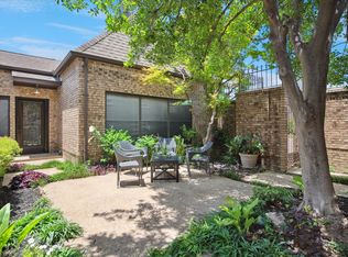 3114 Stonehenge Ln, Carrollton, TX 75006