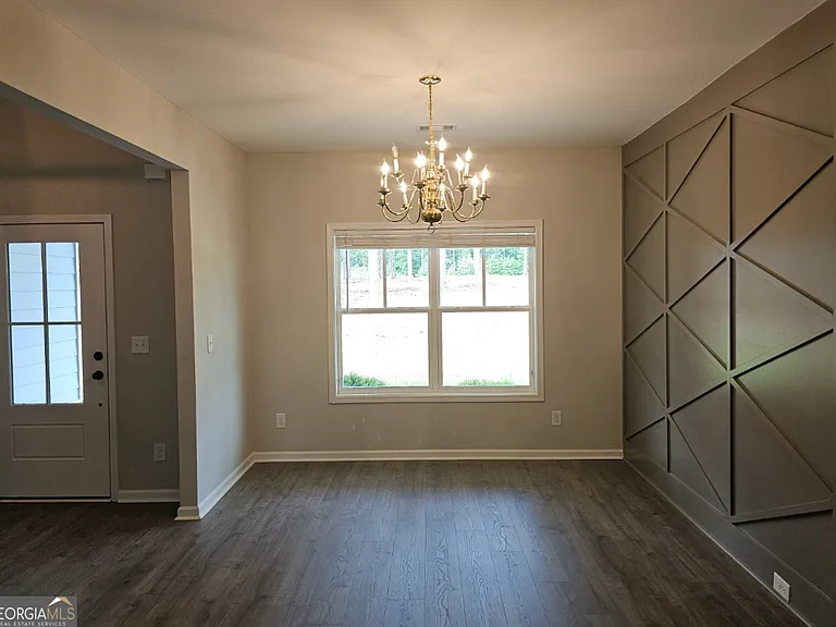345 Rising Star Rd — Photo 4
