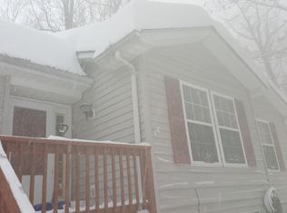 81 Sawyer Dr, Harpers Ferry, WV 25425