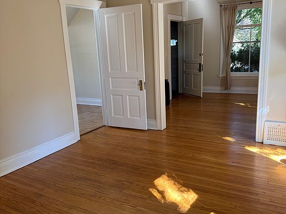 4th image of 1428 Washington St #1