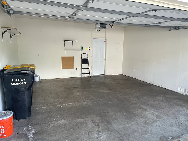 1725 Countryside Dr — Photo 11