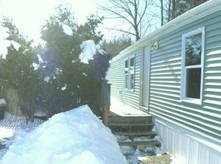 6 Alamogordo Ave, Londonderry, NH 03053