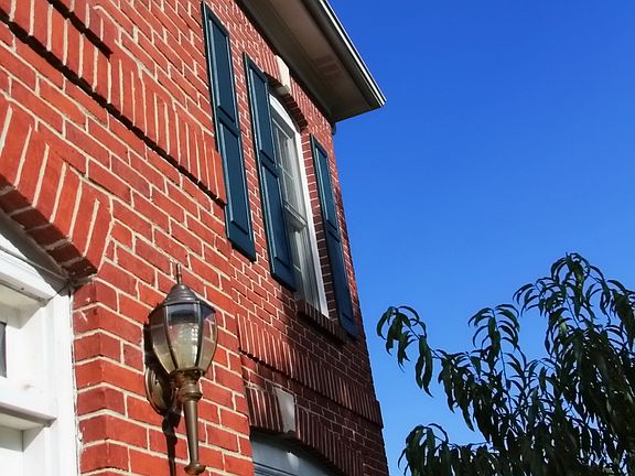 ANGLED SHOOT IN FRONT