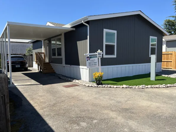 1512 Agape Way, Grants Pass, OR 97527