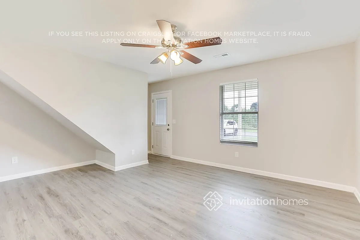 Building Photo - 26 Benfield Cir