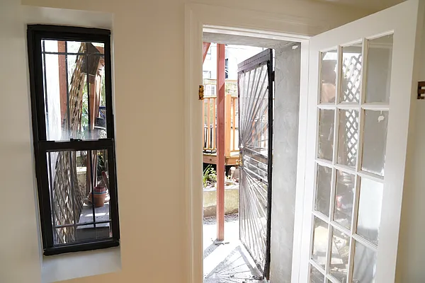 Rented by The Jasmin Group LLC | media 31