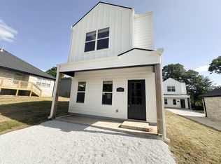1703 W Holly St, Fayetteville, AR 72703
