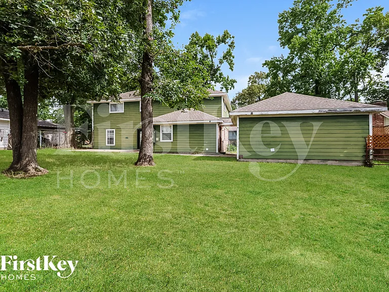 10122 Woodhollow Dr — Photo 18