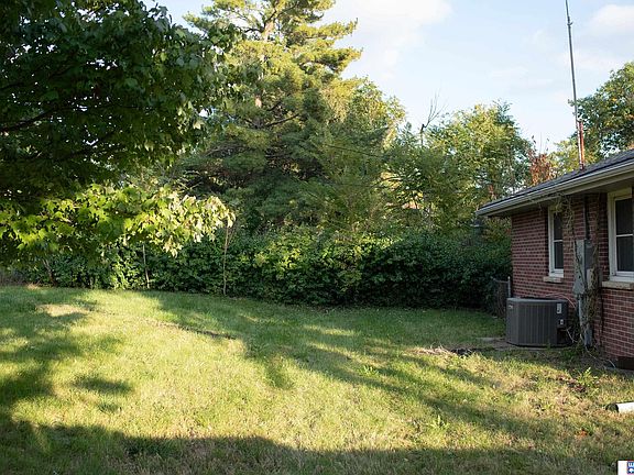4th image of 1409 Meadow Dale Dr