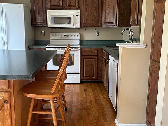 5th image of 6268 N Steamboat Way