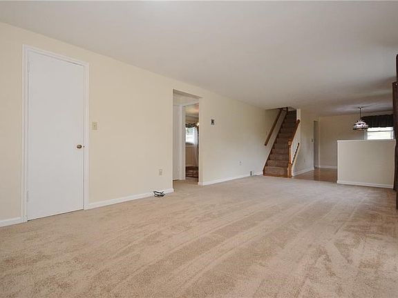 We LOVE the ENORMOUS living room that sets the whole tone for the main level.