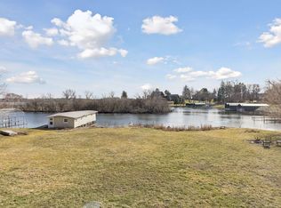 2685 Shadywood Rd, Excelsior, MN 55331