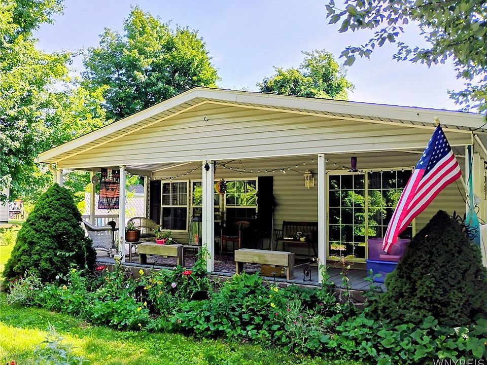 1st image of 1407 Breeze Way #E