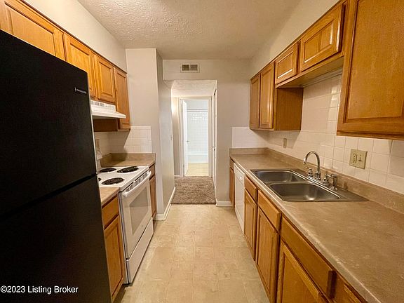 5th image of 4508 Landside Dr