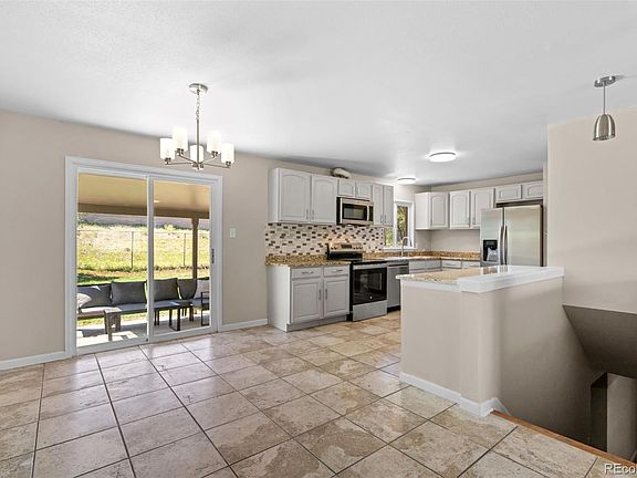 2nd image of 2203 Beech Ct