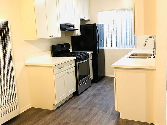 5th image of 4546 W 17th St #6