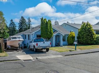 1449 Myrtle Ave, Coos Bay, OR