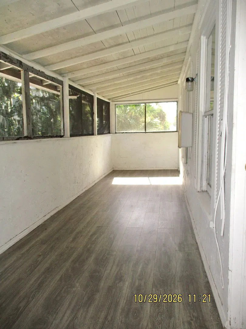 922 S. Ridgewood Ave — Photo 2