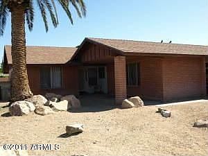 1st image of 5520 W Altadena Ave