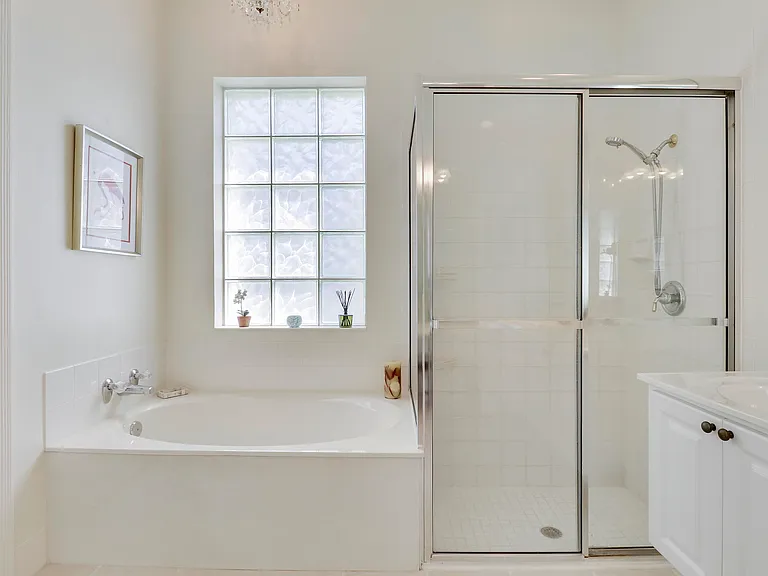 511 Sweet Bay Cir — Photo 25