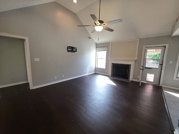 3rd image of 112 Irishman Way
