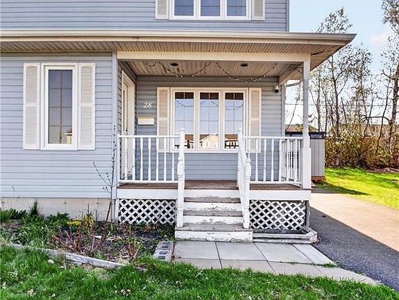 2nd image of 28 Brun Ct