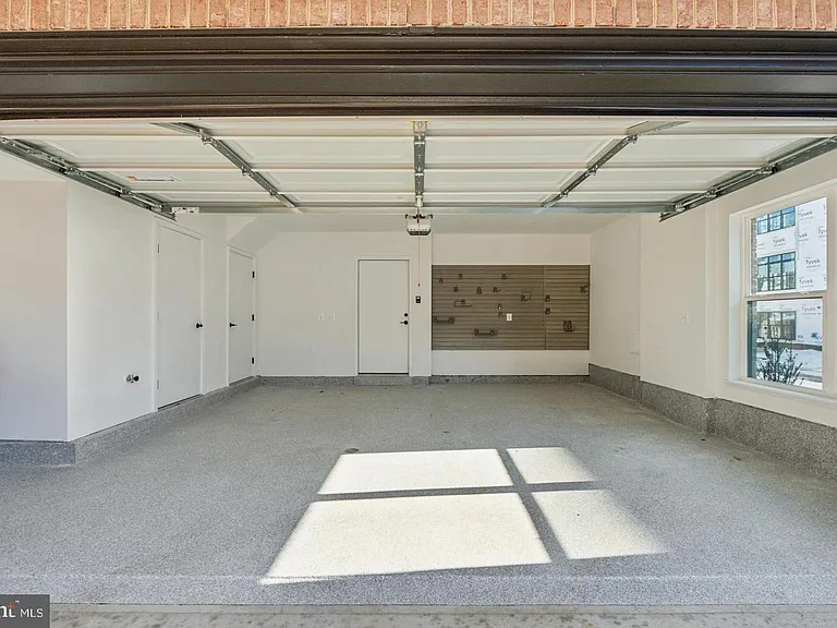 2106 Tysons Ridgeline Rd — Photo 22