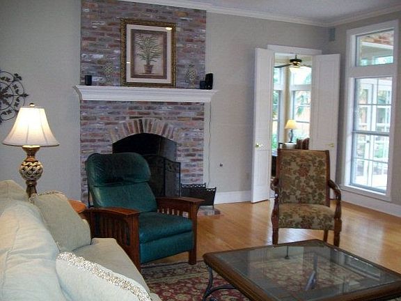 3rd image of 106 Sonterra Dr