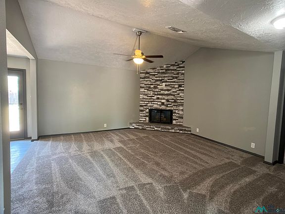 4th image of 3212 Duckworth Ave