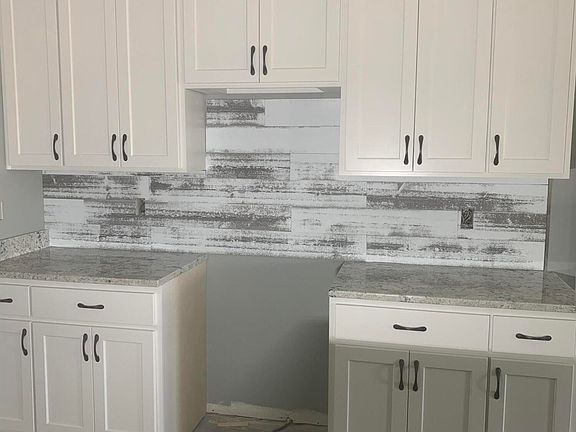 2nd image of 178 The Landings