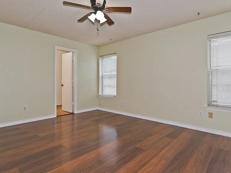 6014 Parkmeadow Dr — Photo 18