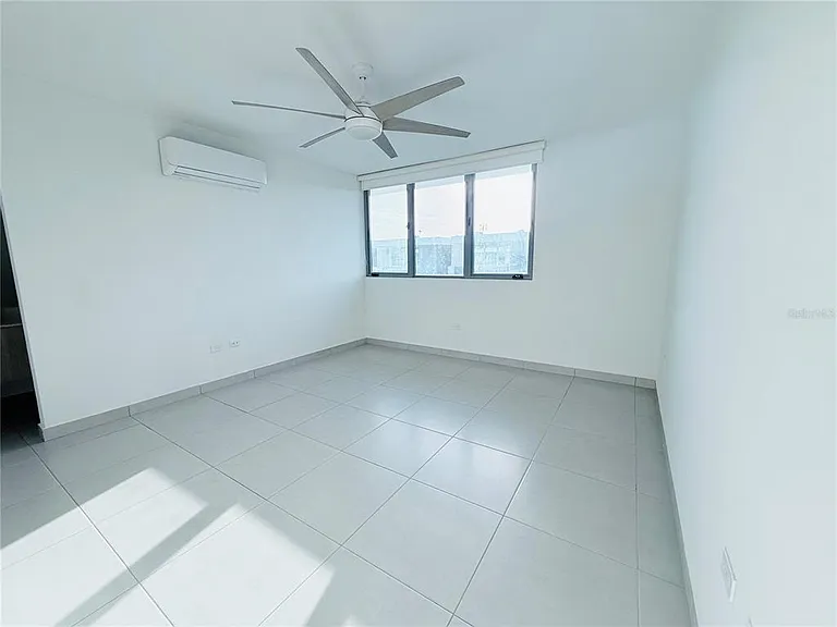 Urb Riviera Court 57 — Photo 15