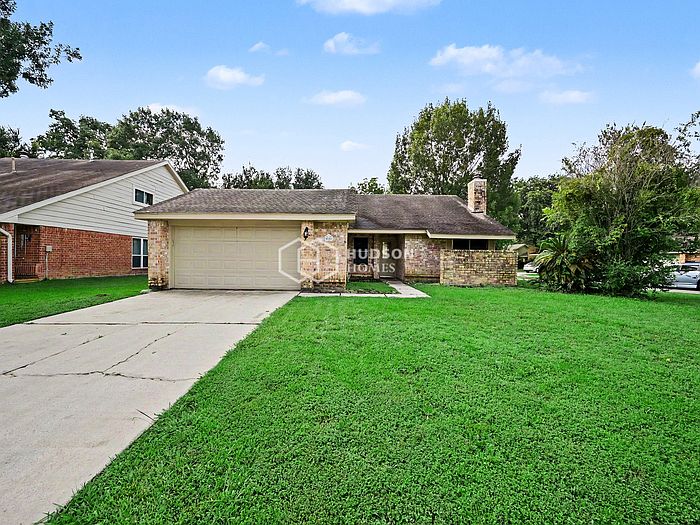 1st image of 9127 Cypress Square Dr