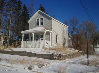 301 Spruce Ave NE, Cass Lake, MN 56633