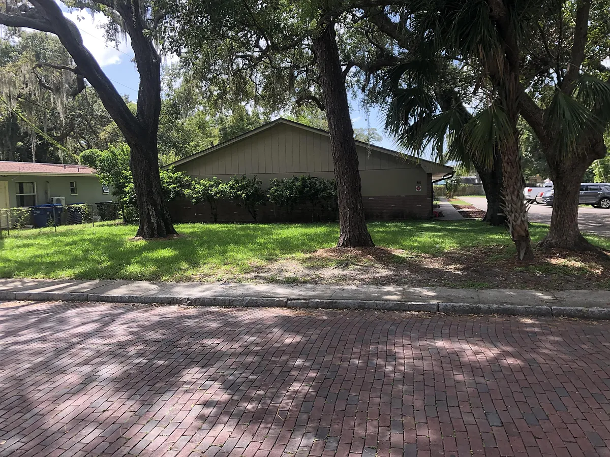 Grand Haven Apartments - 417 Woodrow Ave #4