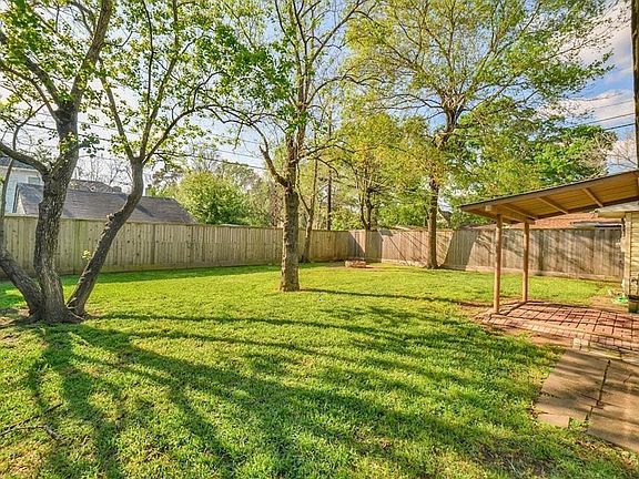 2nd image of 3821 Ella Blvd