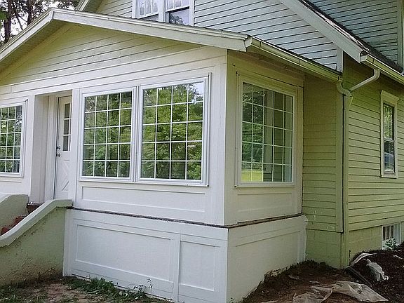 2nd image of 2104 N Liberty St