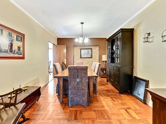 5th image of 6730 Harrow St