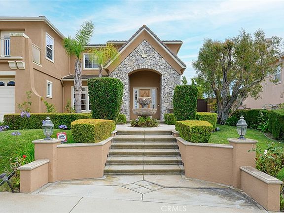 3rd image of 30 Sail View Ave