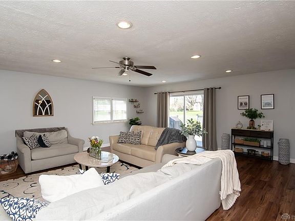 4th image of 3765 Winthrop Dr