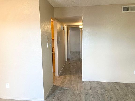 5th image of 1224 E Evergreen St APT 101