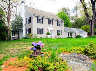 28 Derby Ln, Weston, MA 02493